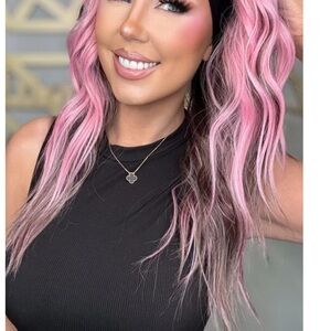 Lot of two Chelsea Smith crowns